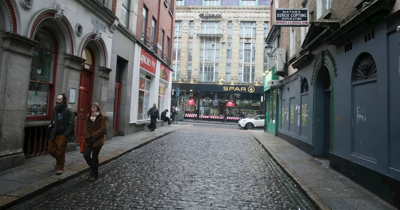 Man refused bail over alleged ‘unprovoked’ attacks on off-duty gardaí in Temple Bar