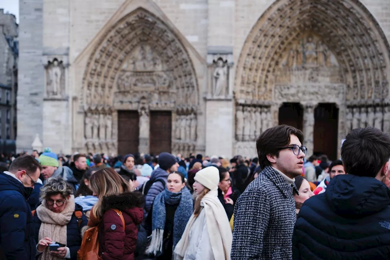 « On avait oublié de lui dire à quel point on l’aimait » : ces dix jours où Notre-Dame de Paris a repris vie