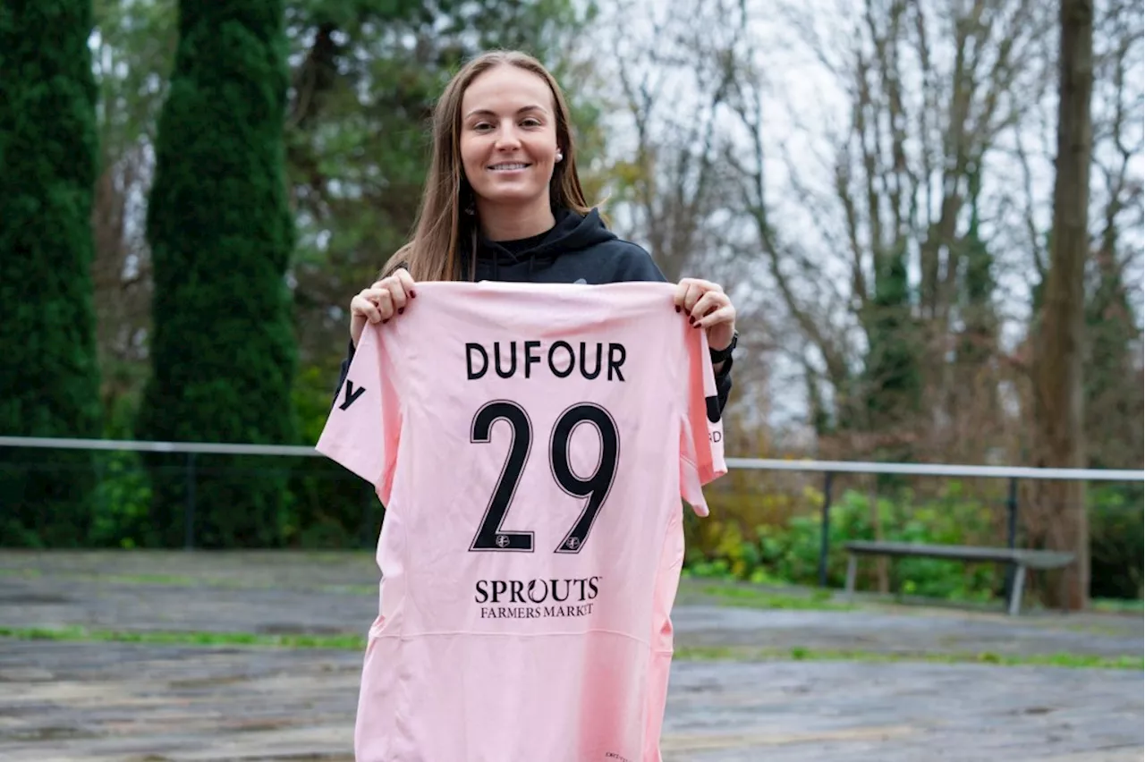 Angel City FC signs French forward Julie Dufour to 3-year contract