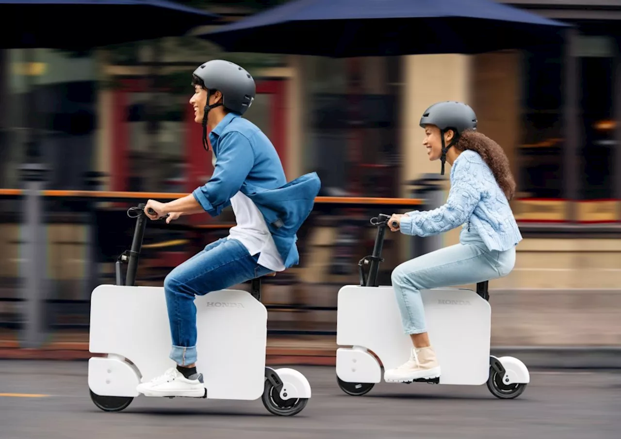 Honda's Motocompacto Scooters to Debut at 2025 Rose Parade