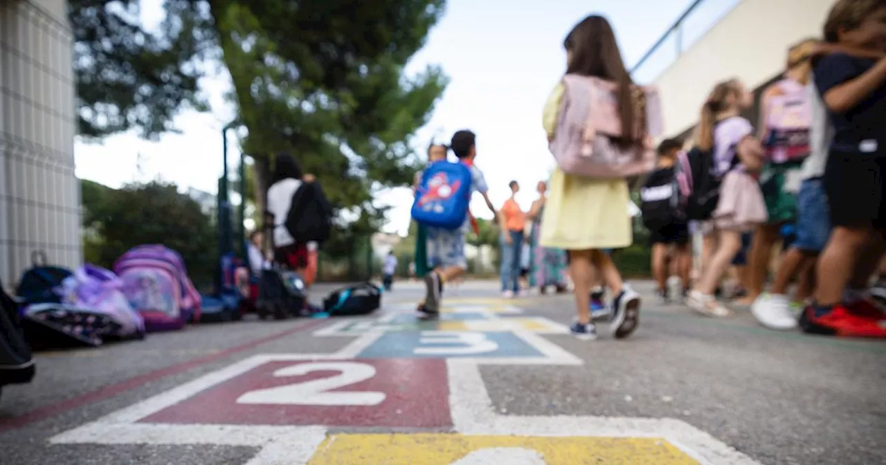 Une mère gifle un enseignant après un différend avec son élève