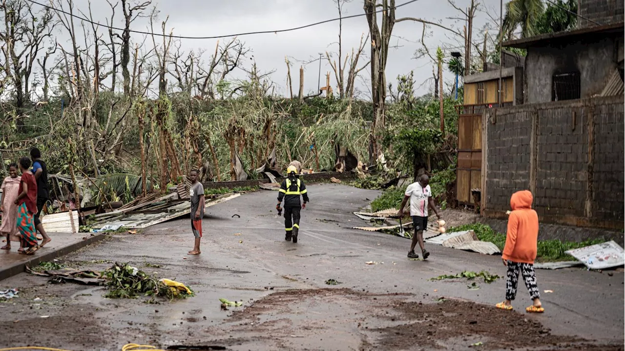 Couvre-feu à Mayotte après le passage du cyclone Chido