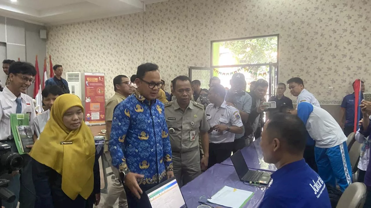 Wamendagri Dorong Perekaman E-KTP di Sekolah Agar Pelajar Memanfaatkan Hak Pilih