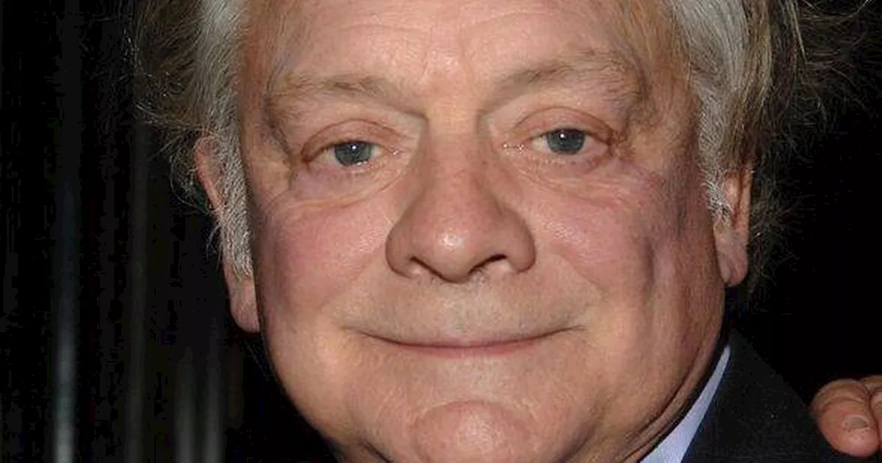 Sir David Jason Forced to Give Up Flying Due to Health Issues