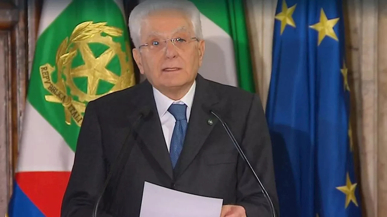 Mattarella: Rispetto della Costituzione e dell'unità nazionale