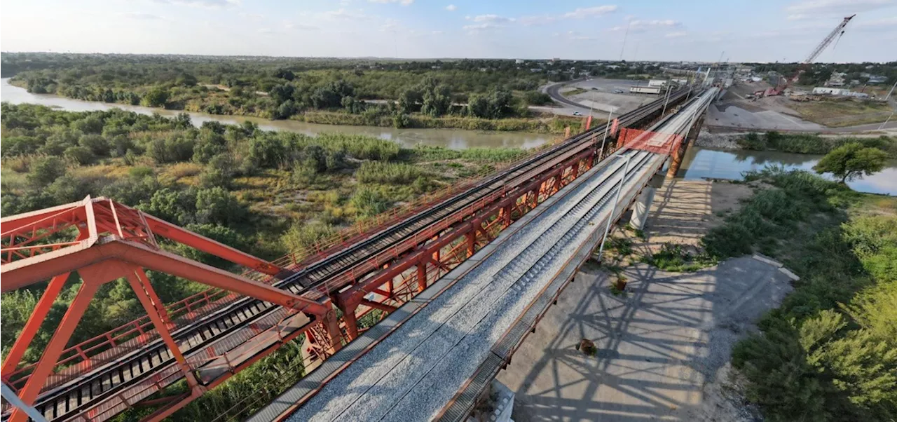 CPKC completa nuevo tramo del puente entre Laredo y Nuevo Laredo