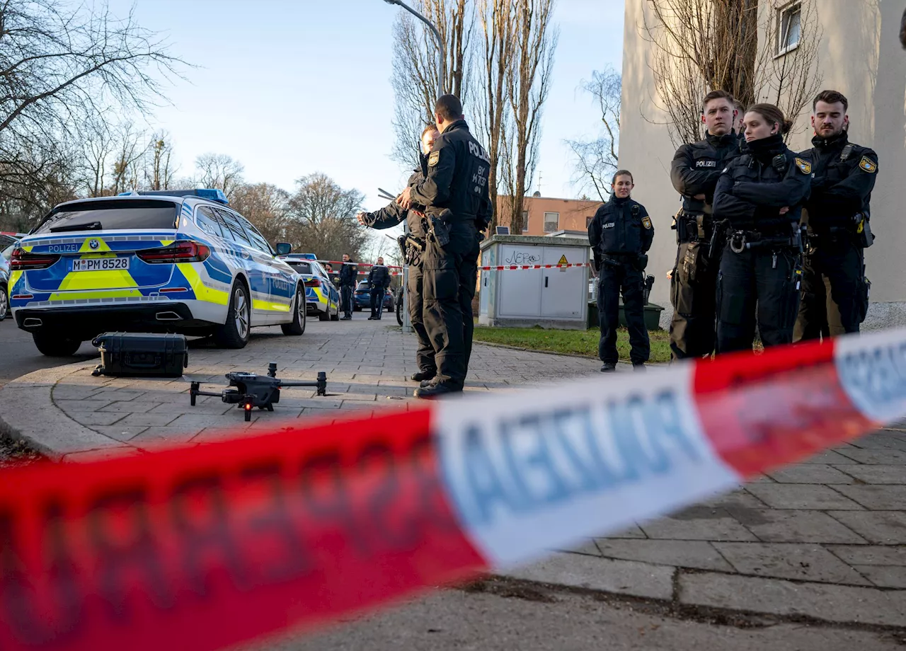 Schwerverletzter Mann in München gefunden - Polizei ermittelt wegen möglicher Gewalttat