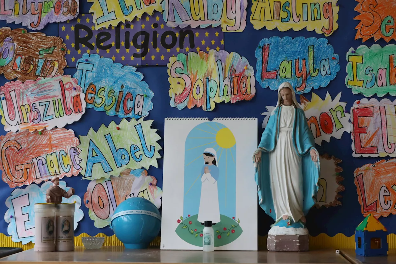 Education group calls for religious worship to be cut back in schools