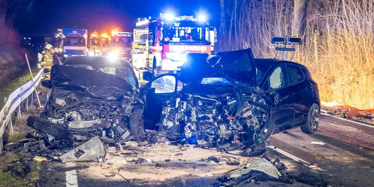 Schwerer Unfall auf der B303 bei Ebersdorf