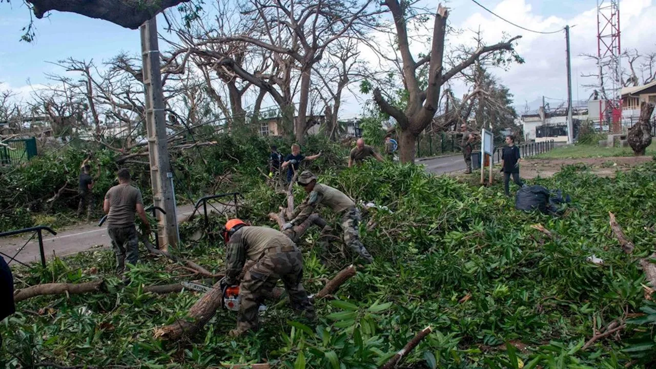 Orkaan Chido Slaat Mozambique Hard: Dodelijke Toll en Hulpmiddelen