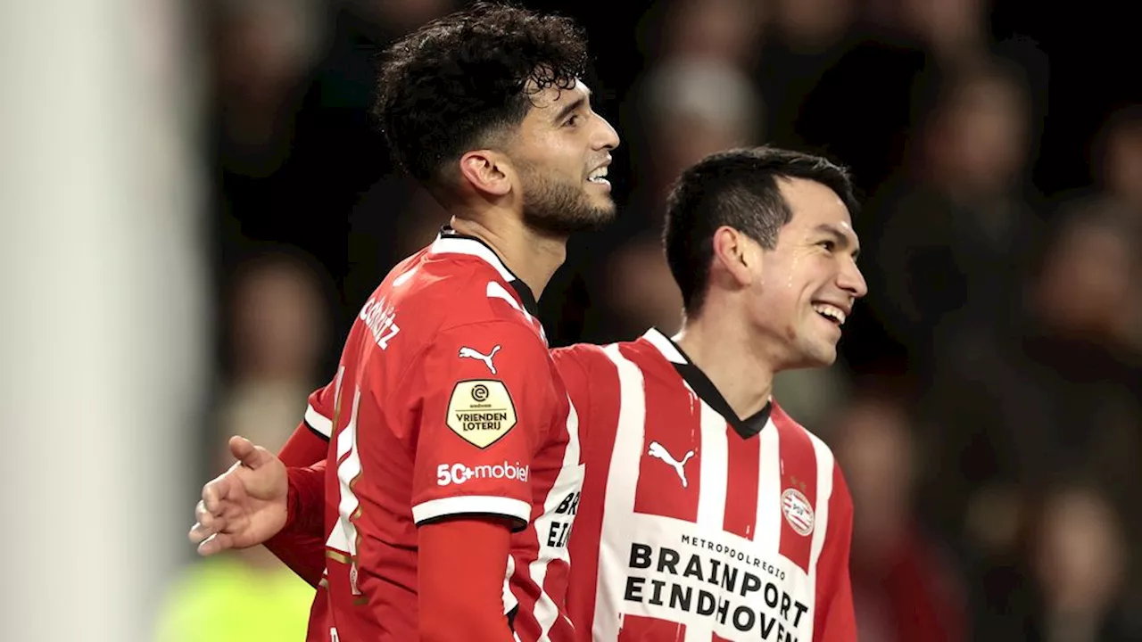 Simpele avond PSV tegen HFC (4-0) • Knallend begin bekeravond in Katwijk