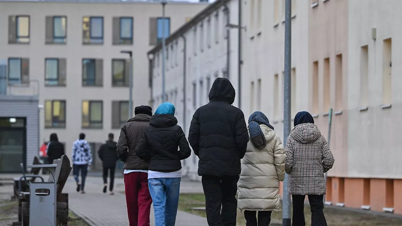 Berlin & Brandenburg: Bis Ende Oktober knapp 180 Abschiebungen aus Brandenburg