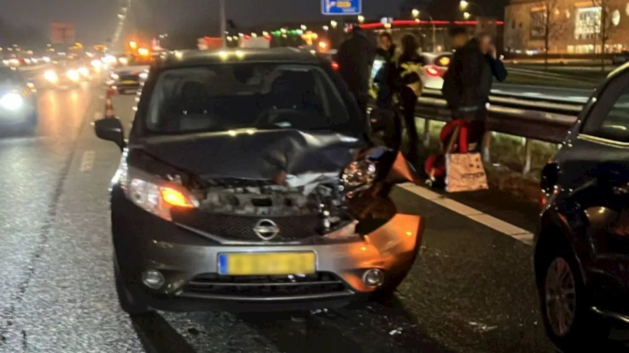 Lange Files op de A59 en A2 door Ongelukken