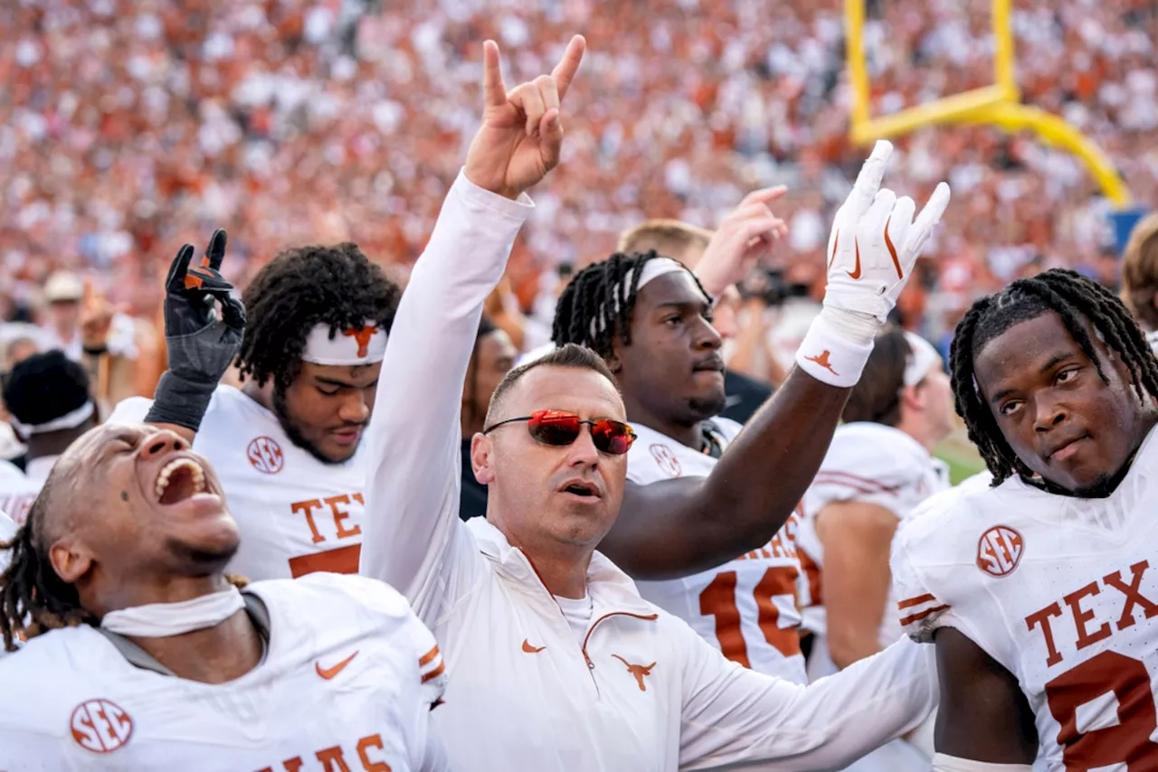 Texas Longhorns Host Clemson Tigers in College Football Playoff First Round