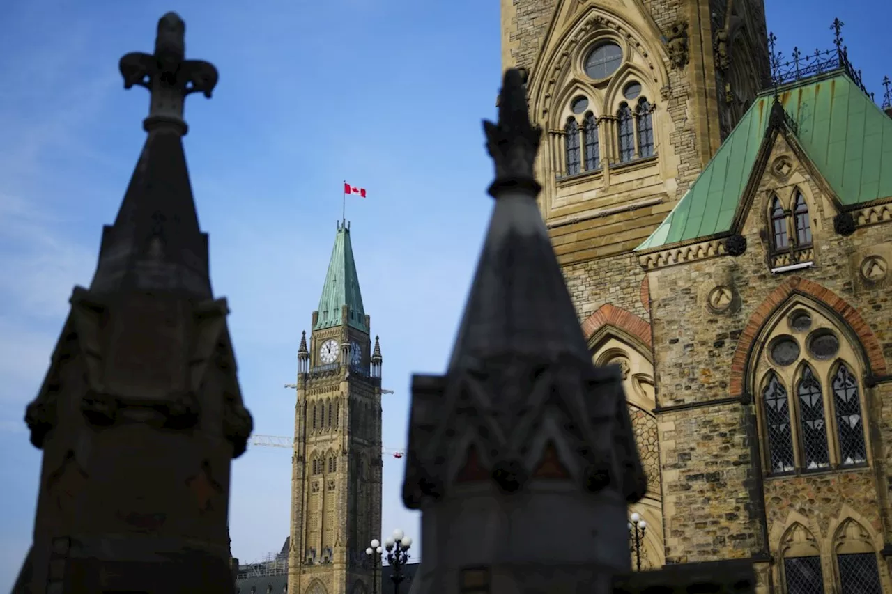 Canadian Parliament Ends Tumultuous Fall Sitting Amidst Resignation and Deficit Concerns