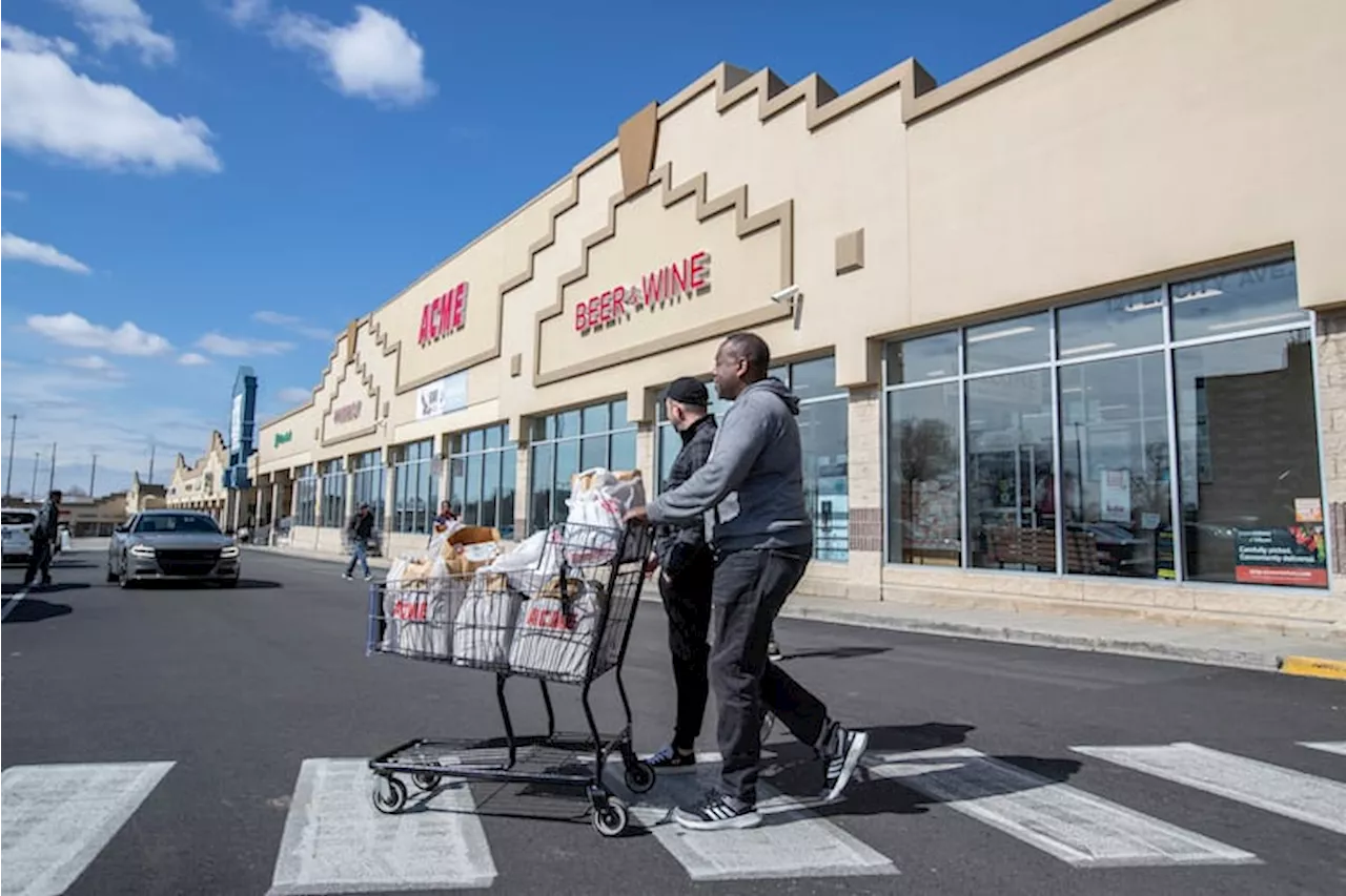 Philadelphia Stores Open on Christmas Day