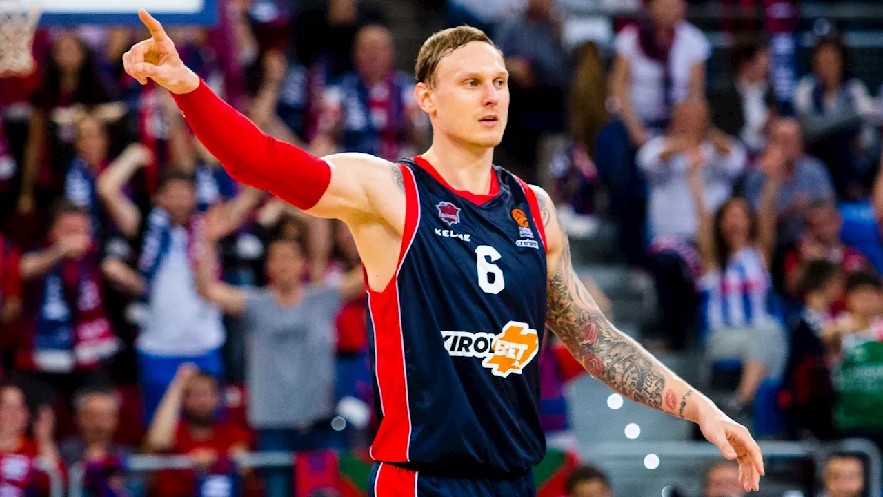 Jugador de Baloncesto Janis Timma Muere en Moscú