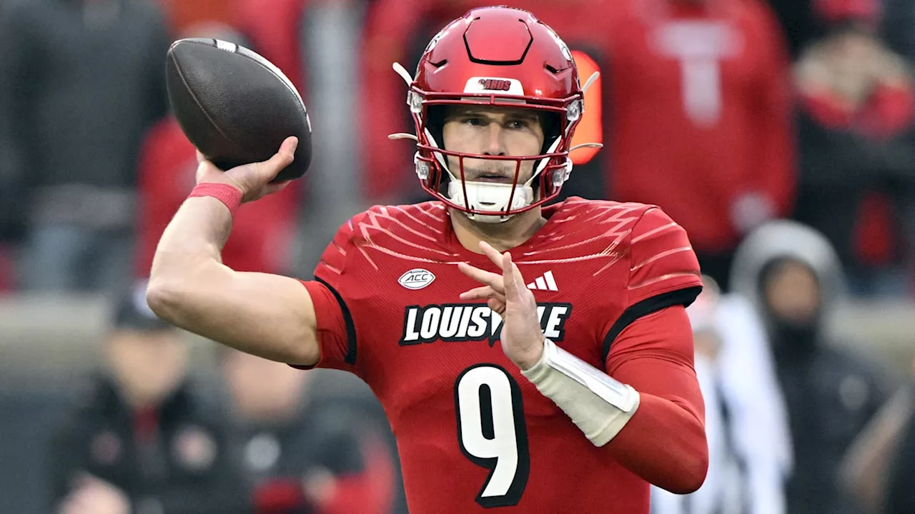 Louisville Quarterback Tyler Shough Named Comeback Player of the Year