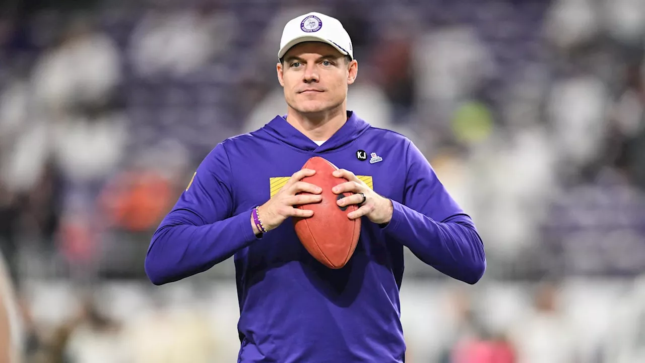 Vikings Coach Kevin O'Connell Becomes Betting Favorite for Coach of the Year