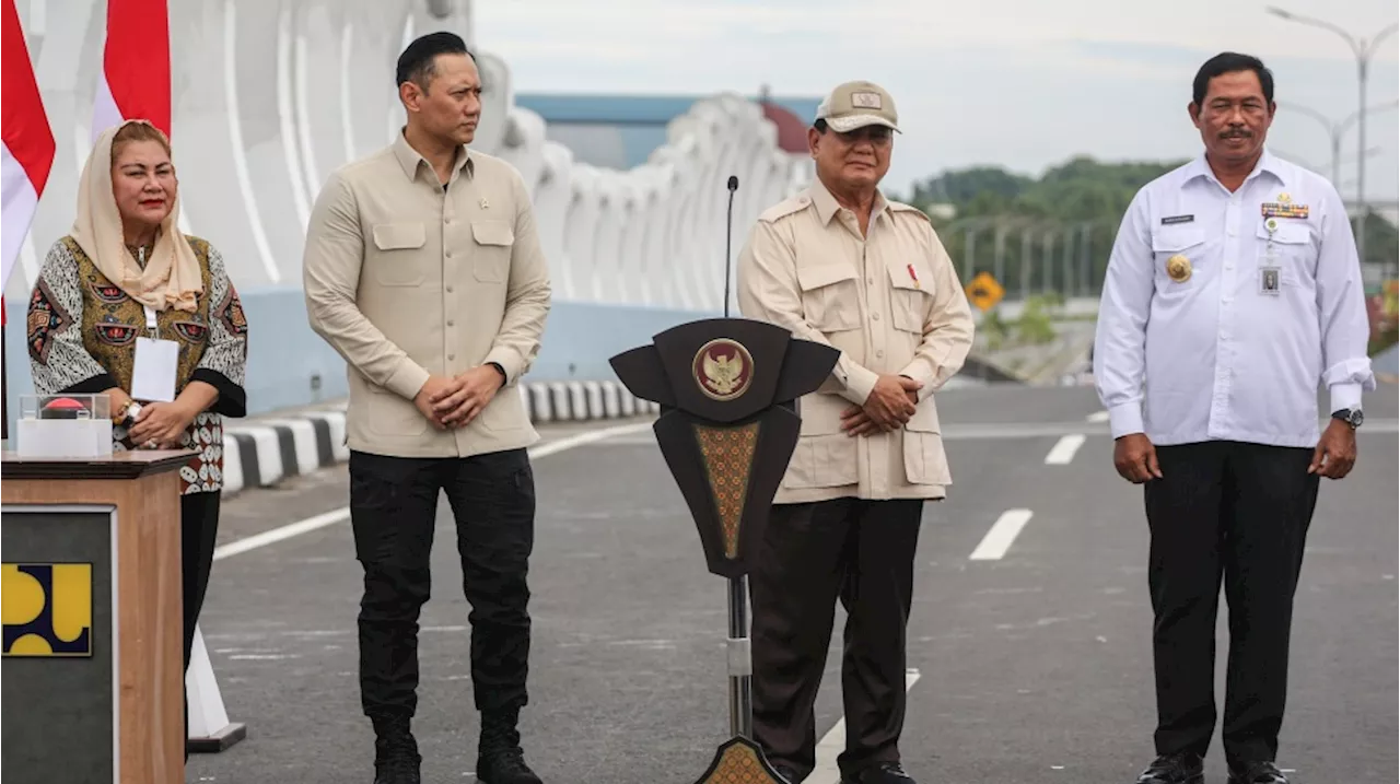 Prabowo Usul Lagu Indonesia Raya Disiarkan Serempak Jam 7 Pagi di Radio dan TV