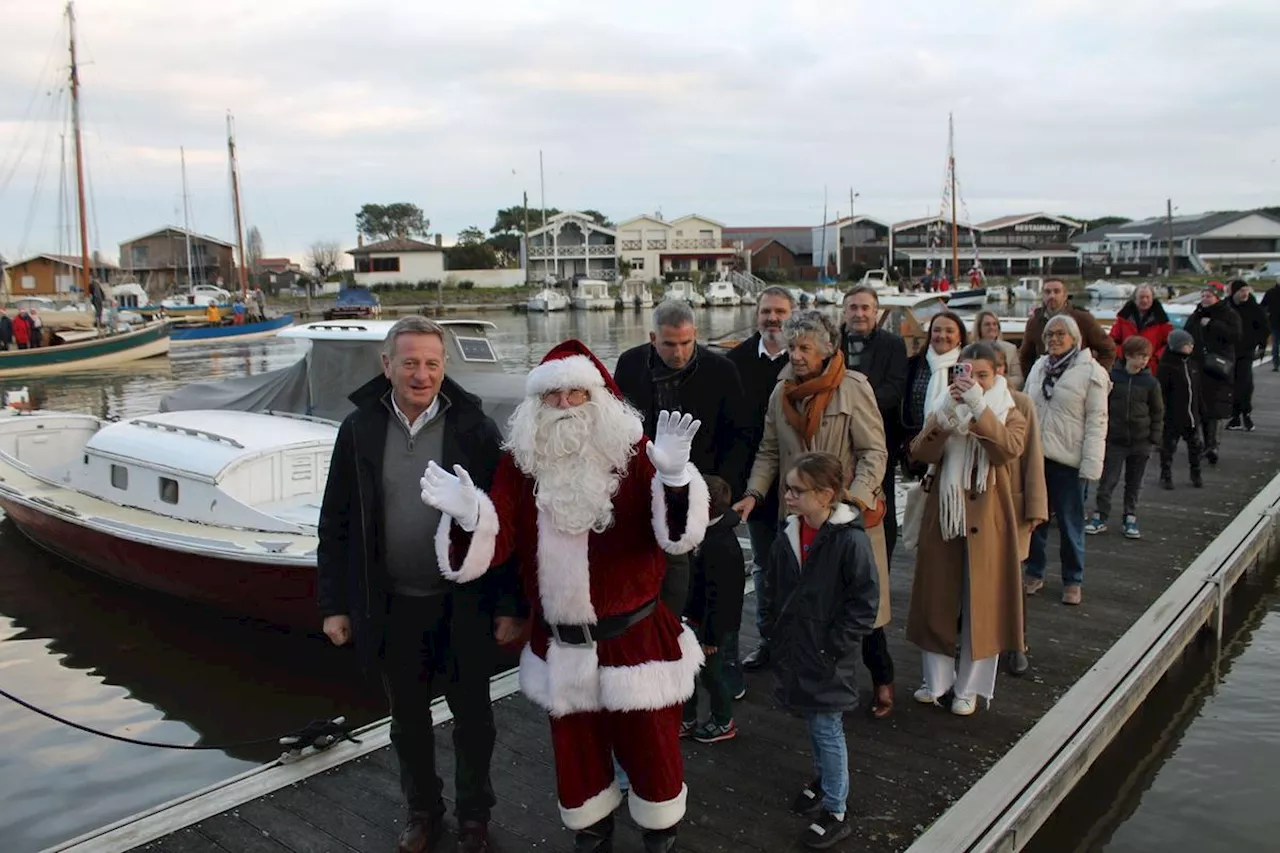 Le Père Noël ouvre le village de Noël à La Teste-de-Buch