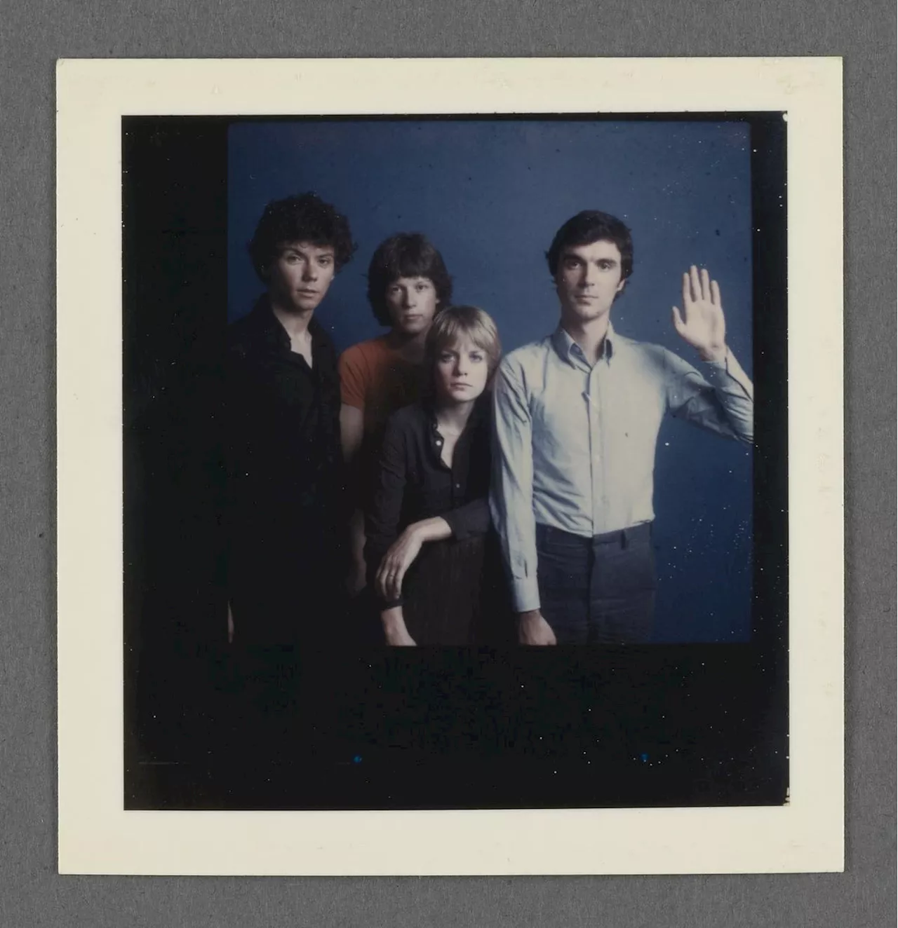  « Talking Heads est le fruit d’une alchimie très particulière » déclare Chris Franz, le batteur du légendaire groupe new-yorkais