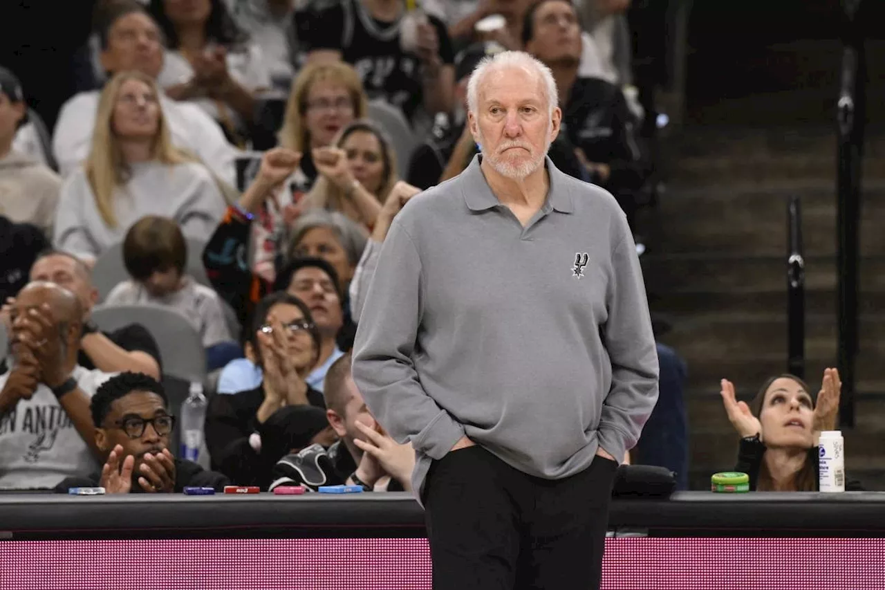 Spurs coach Popovich says he plans to return to bench after stroke