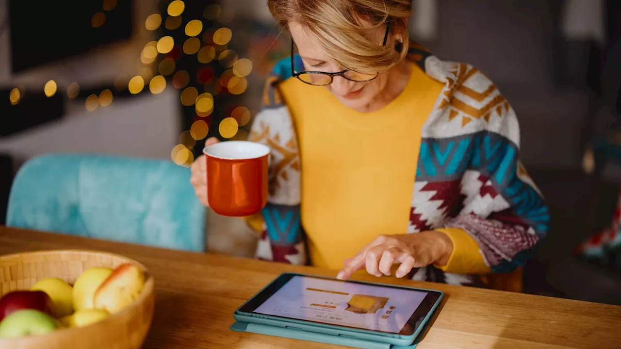 Christmas Eve Delight Leaves Long-Term Partner Feeling Used