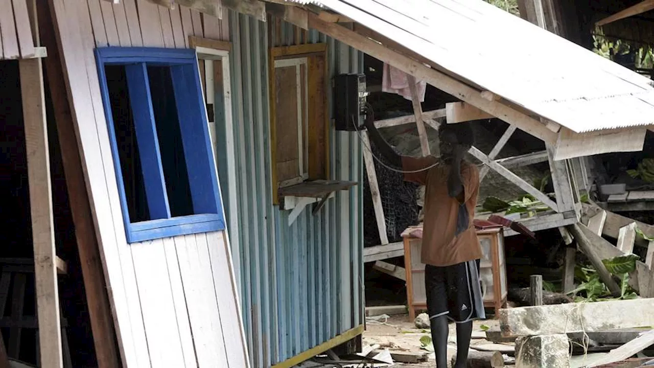 Strong 7.3 Magnitude Earthquake Strikes Vanuatu, Killing at Least One