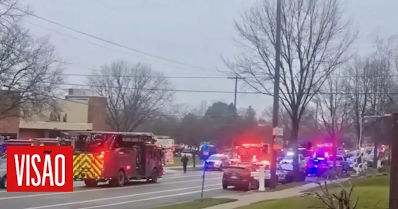 Estudante de 15 anos mata dois e fere seis num tiroteio numa escola cristã em Wisconsin