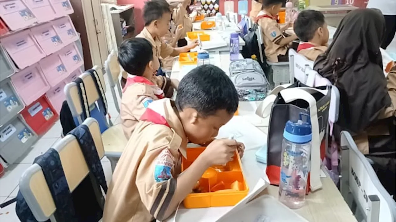 DPR Minta Pemda Ikut Siapkan Anggaran Program Makan Bergizi Gratis