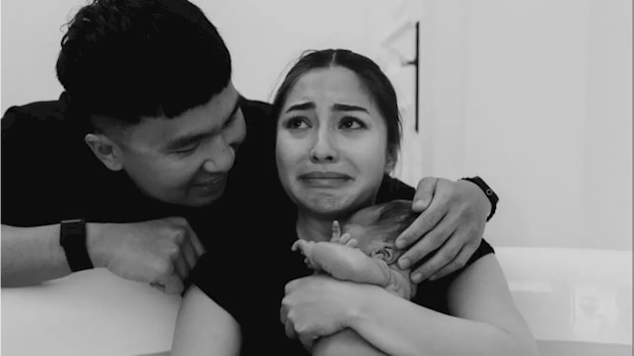 Nikita Willy Lahirkan Anak Kedua Melalui Metode Water Birth