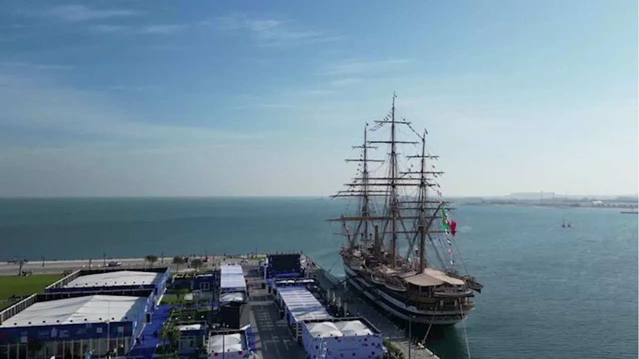 L'Amerigo Vespucci in 'Gran Gala' per la festa nazionale del Qatar