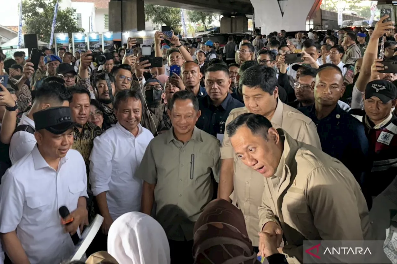 AHY Apresiasi Penataan Kolong Flyover Pasupati Bandung