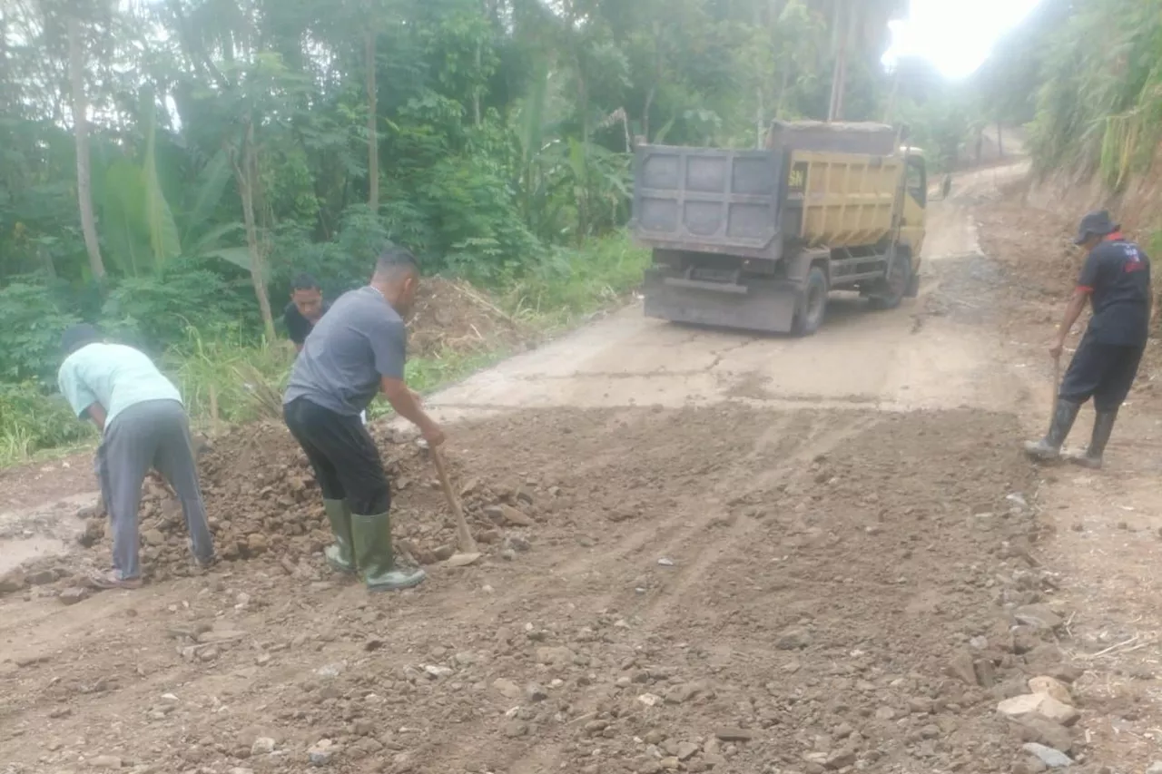 Pemkab Lebak tangani jalan ambles akibat bencana alam di 11 titik