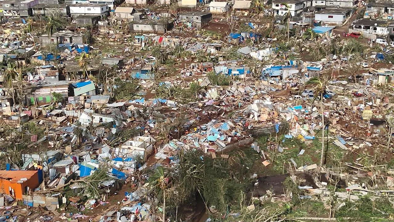 Cyclone Chido à Mayotte: 22 morts, 1373 blessés, Macron attendu ce jeudi