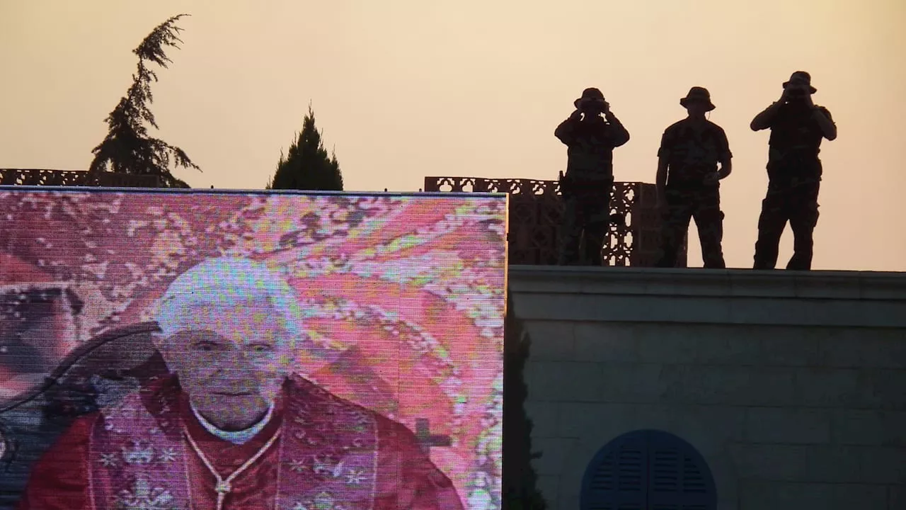 Papst Franziskus: Zwei Selbstmord-Attentäter wollten ihn in Irak töten