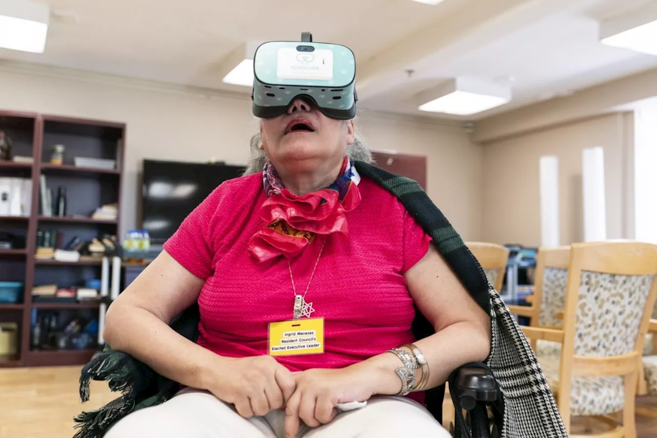 Virtual Reality Brings African Safari to Canadian Long-Term Care Home