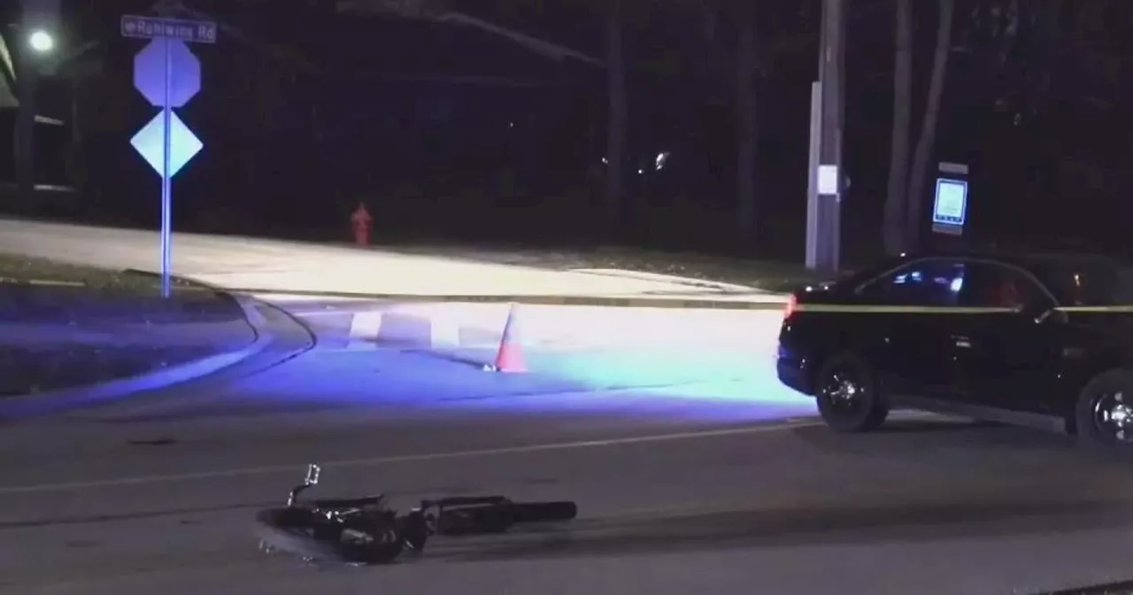 Bicyclist Killed in Crash in Rolling Meadows