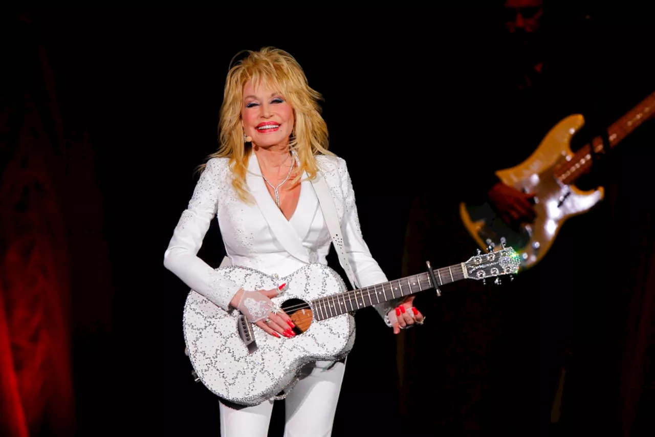 Ohio House Unanimously Passes Bill for Dolly Parton's Imagination Library License Plate