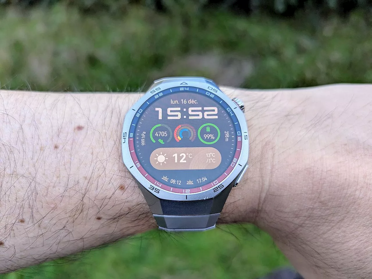 Test Huawei Watch GT 5 Pro : une montre sport aussi élégante que performante