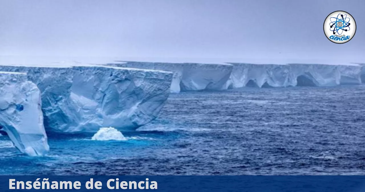 El Gigantesco Iceberg A23a Navega hacia el Sur