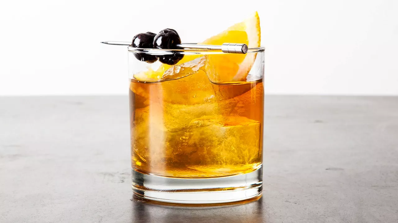 The Old-Fashioned: A Customizable Classic Cocktail