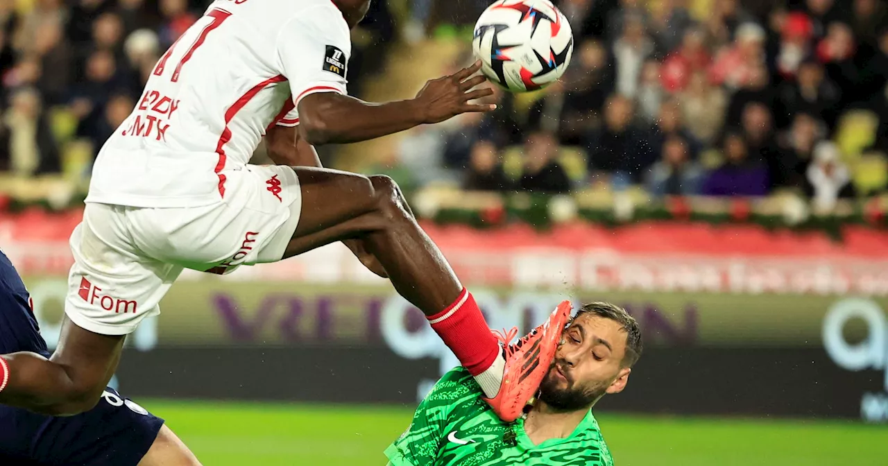 PSG - Mais comment Singo a-t-il pu échapper au carton après avoir défiguré Donnarumma ?