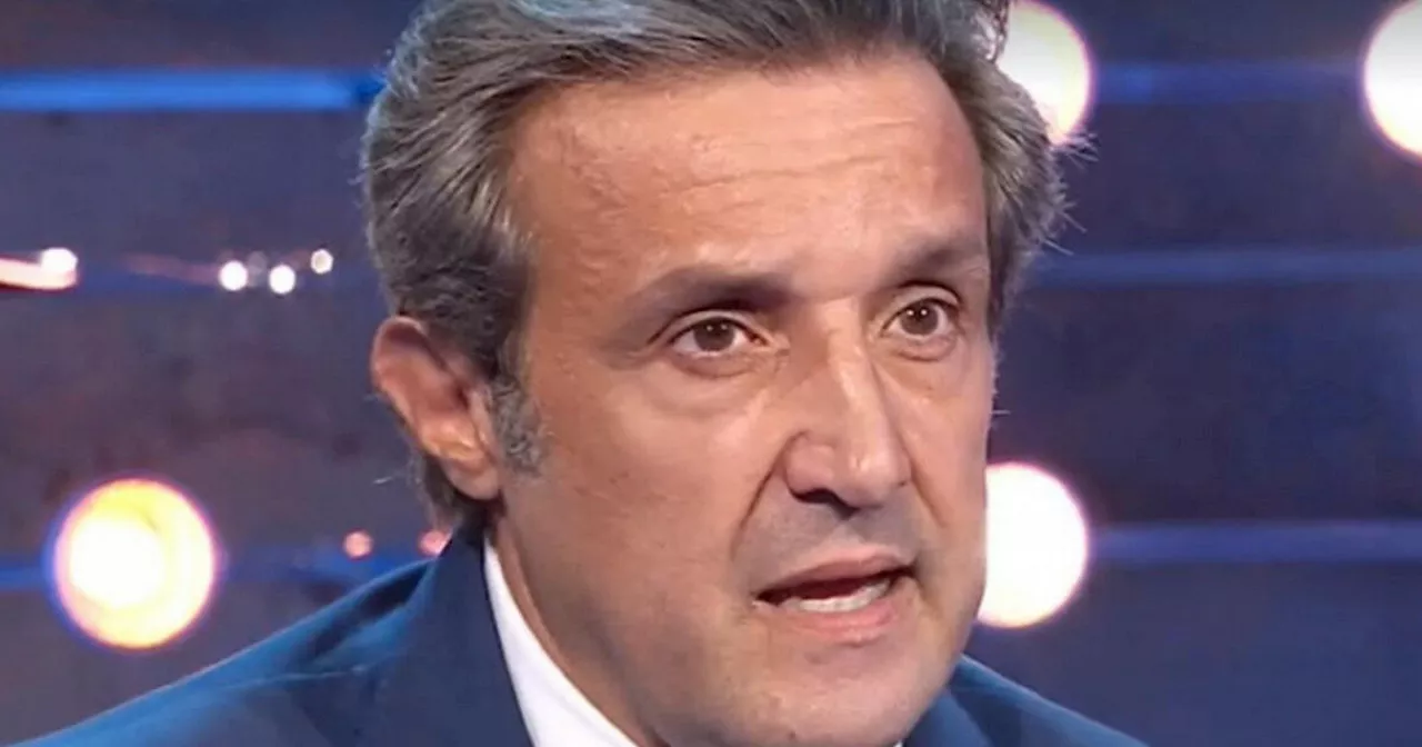 Flavio Insinna sbotta contro il governo Meloni a La7