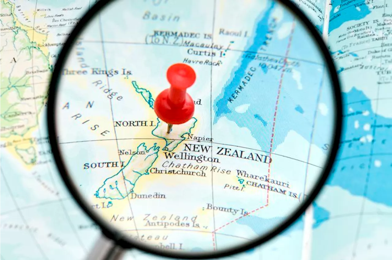 New Zealand GDP Contracts Sharply, NZD Dips