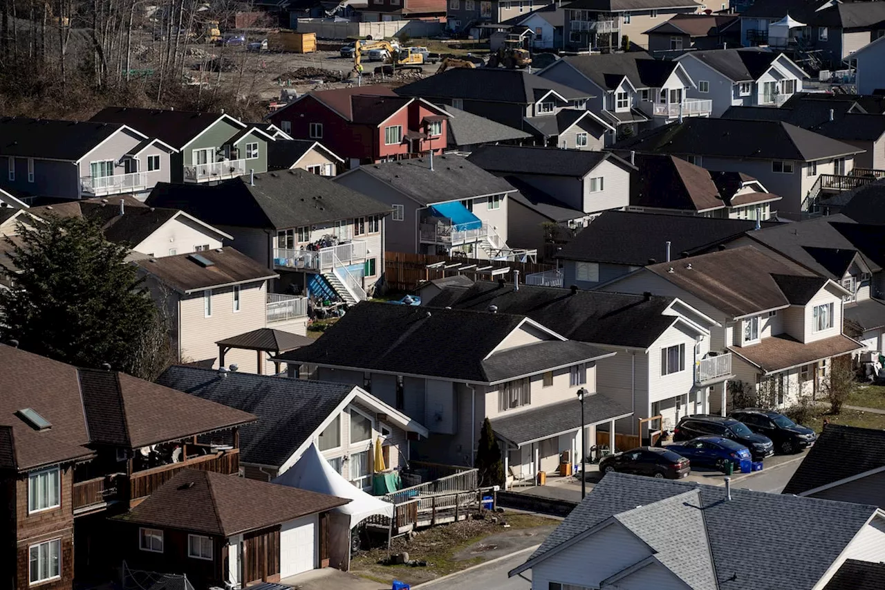 Mortgage Broker Alleges First National Forced Clients to Renew Early, Costing Them Hundreds in Interest