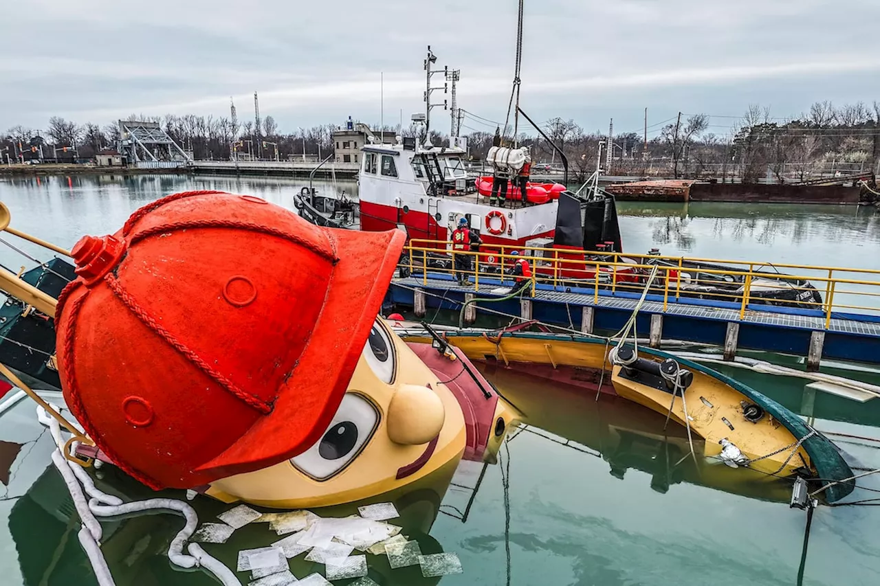 Theodore Tugboat replica partly sinks at Ontario dock, awaits effort to refloat