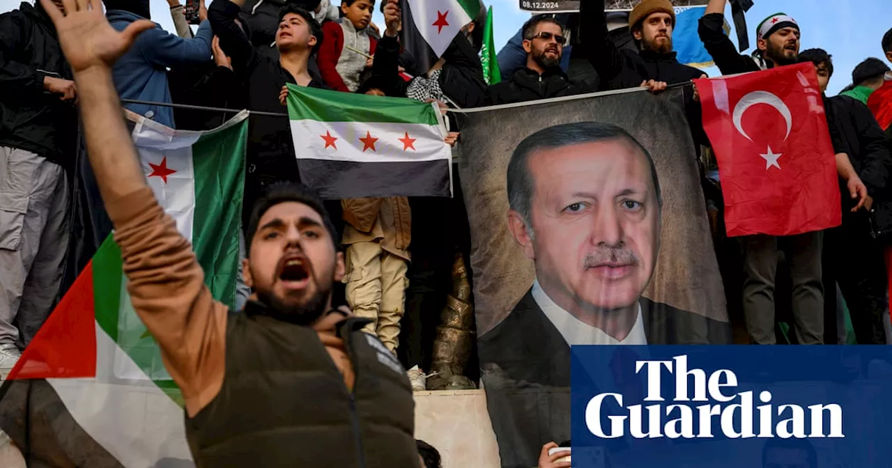 Turkey Celebrates Fall of Assad Regime, Raises Flag in Damascus