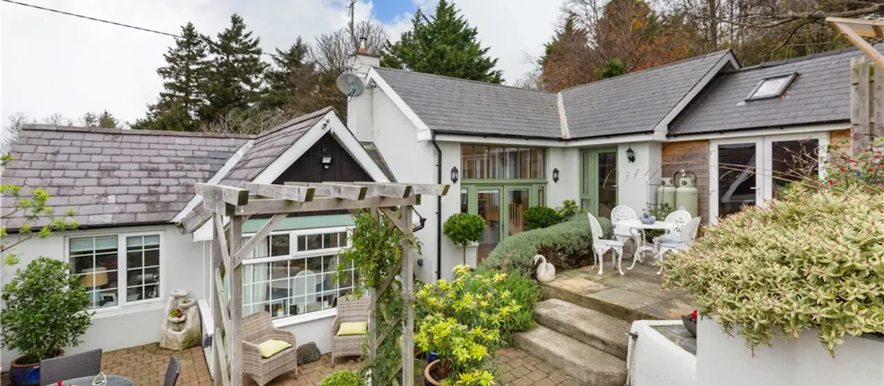 Charming Two-Bedroom Cottage with Breathtaking Views in Co. Wicklow